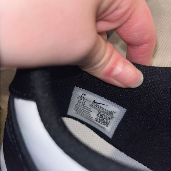 Nike panda dunks - Picture 3 of 4